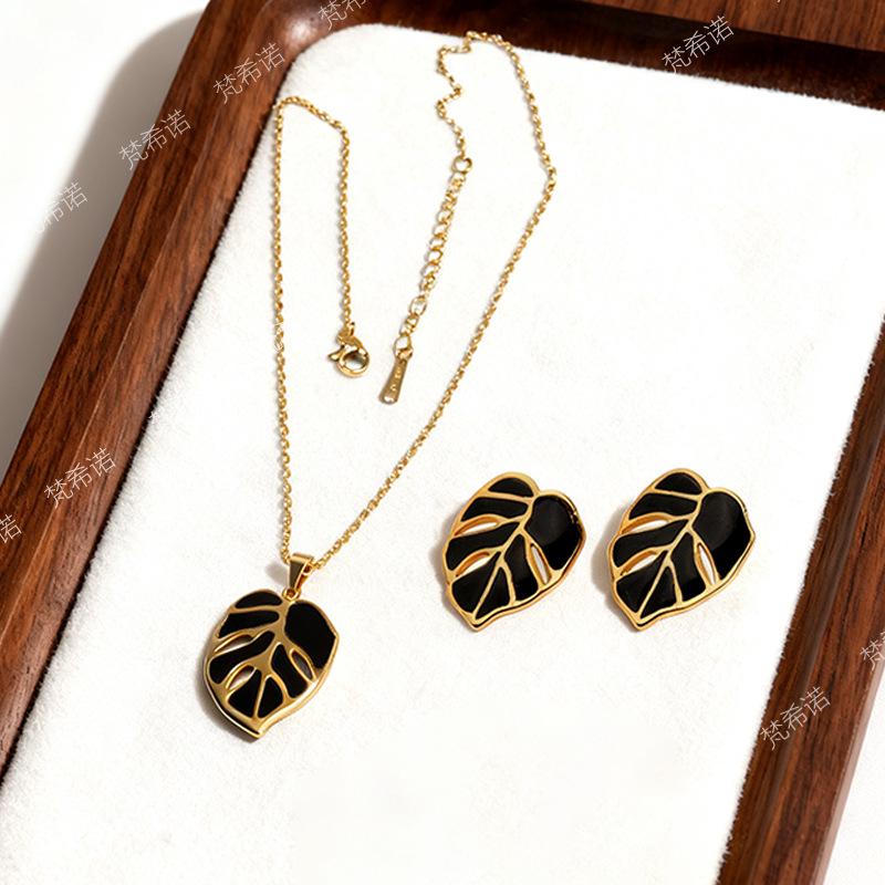 Leaf Pendant Necklace & Earrings Set - Fashionable Stainless Steel Clavicle Chain Jewelry
