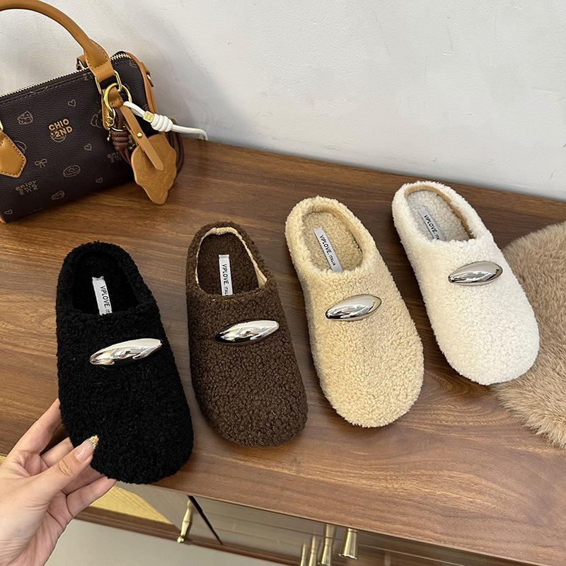 Internet celebrity cotton slippers women wear 2025 winter small fragrant wind gentle fairy velvet one pedal cotton shoes woman