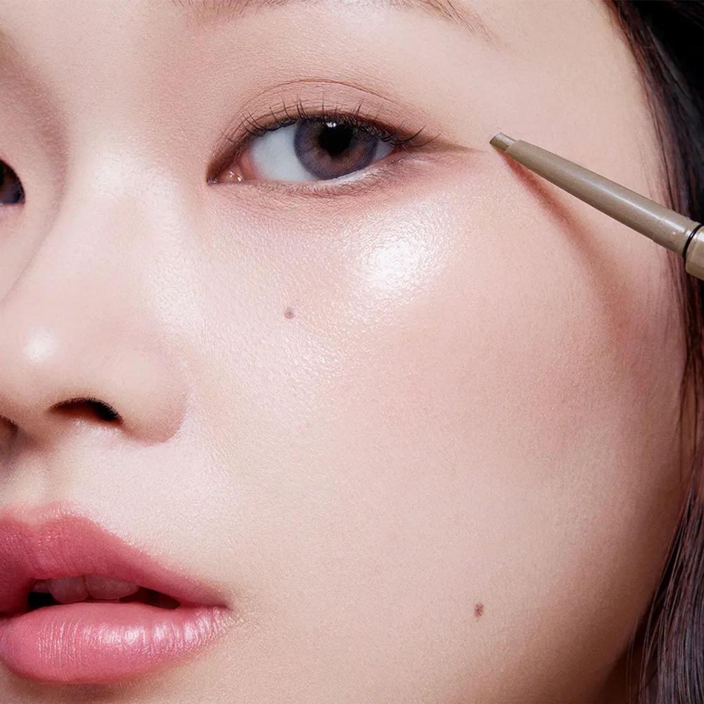 WAKEMAKE Lápis Delineador Real Defining 0,03g (8 cores)