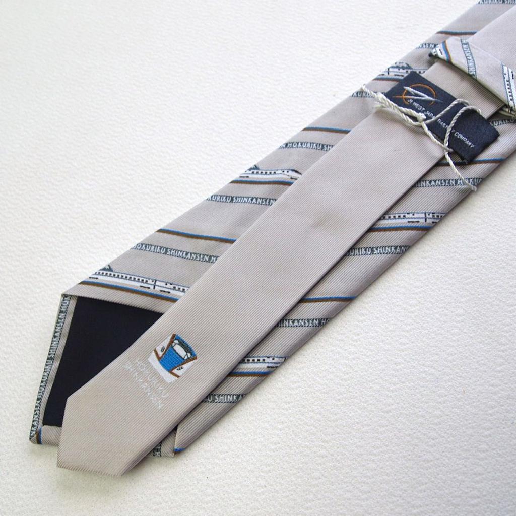 [Shikisai No Mise] A Cute Character Necktie Featuring the Hokuriku Shinkansen (train Design) (side Gray)
