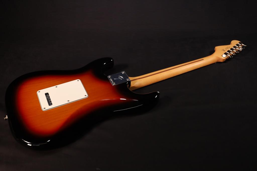Fender Electric Guitar Player II Stratocaster Rosewood Fingerboard 3-Color Sunburst Soft Case