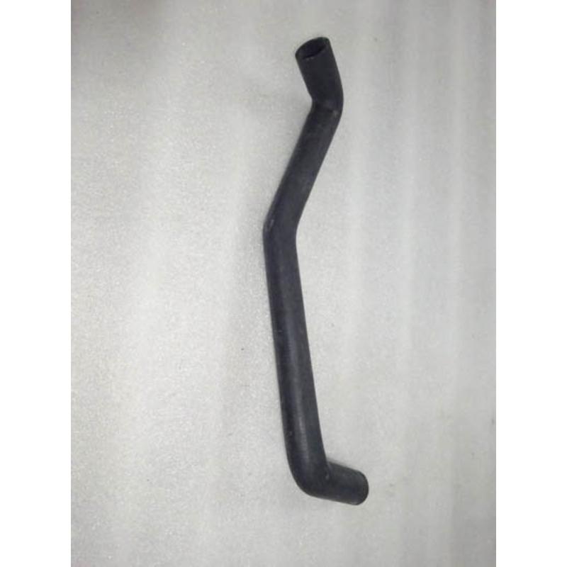 For Daimler for AUMAN GTL EST Truck Engine Coolant Filler Hose Auxiliary Radiator Hose H4130440006A0 H4130440500A0 H413000000744