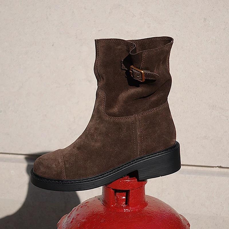 Vintage niche suede suede belt buckle Martin boots women's autumn and winter velvet round head thick heel short boots cowboy boots