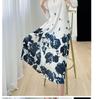 Minimalist printed dress temperament dress for women, high-end retro, comfortable and casual pleated skirt, summer new style