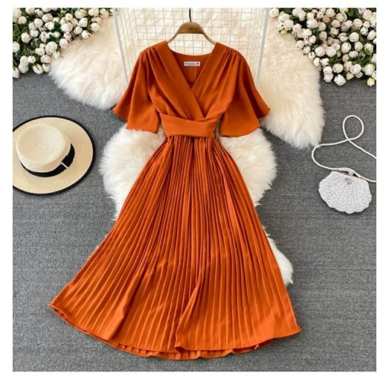Summer new V-neck short-sleeved dress over the knee slim-fitting pleated temperament lady waist lace-up big pendulum mid-length dress