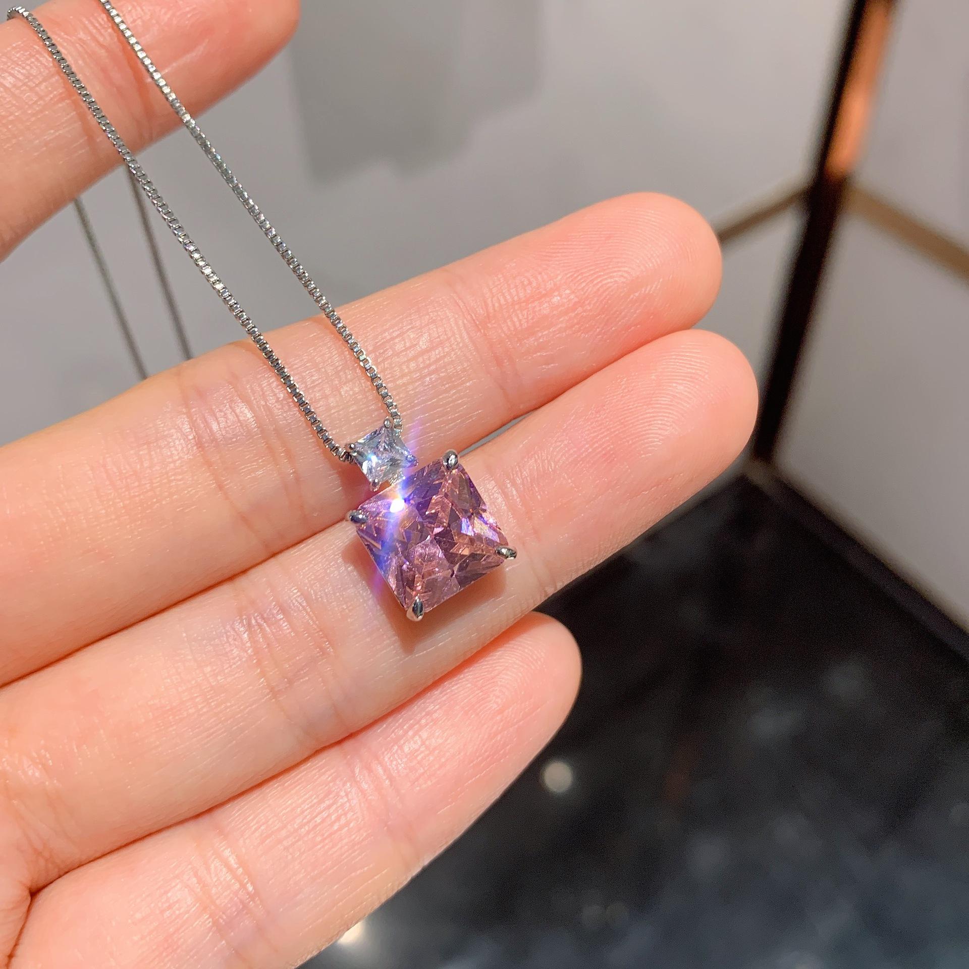 

Jewelry Colored Treasure Set With Imitation Pink Diamond Pendant, Retro Women S Elegant Necklace.