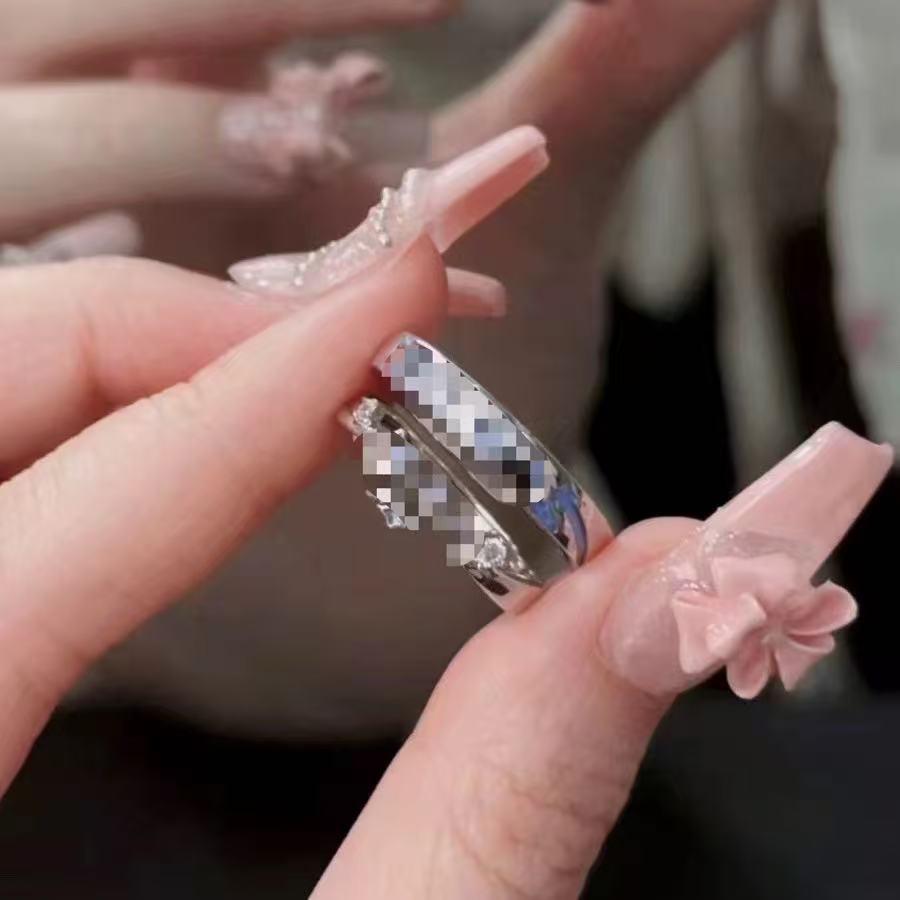 Popular Luminous Meteor Shower Star Couple Rings - Elegant Light Luxury Gift for Student Girlfriends