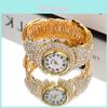 Damen Voll-Diamant Quarz-Armbanduhr Mit Metallarmband Für Elegante Geschenkidee
