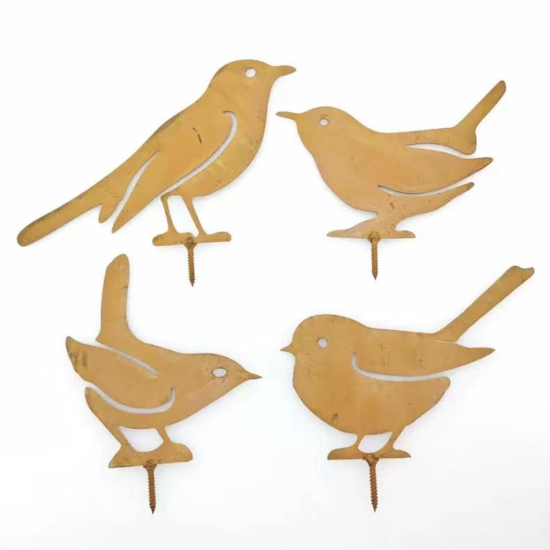 Retro Rusted Iron Garden Ornament: Four Little Birds Silhouette