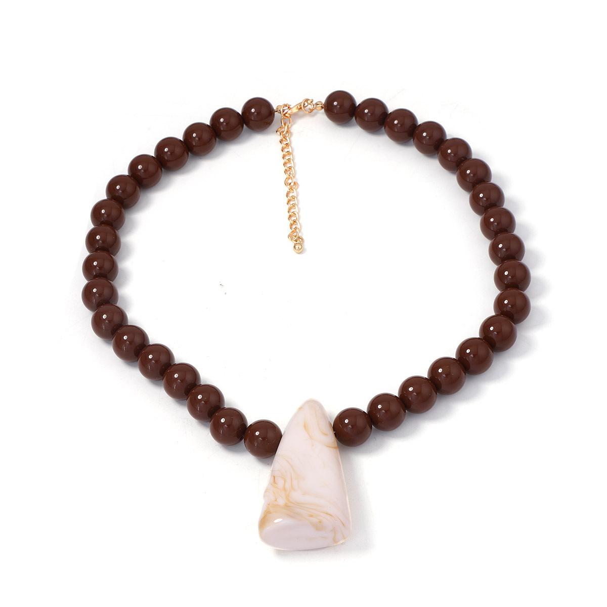 

Personalized Simple and Versatile Beaded Geometric Exaggerated Three-dimensional Resin Pendant Necklace Bohemian Accessories