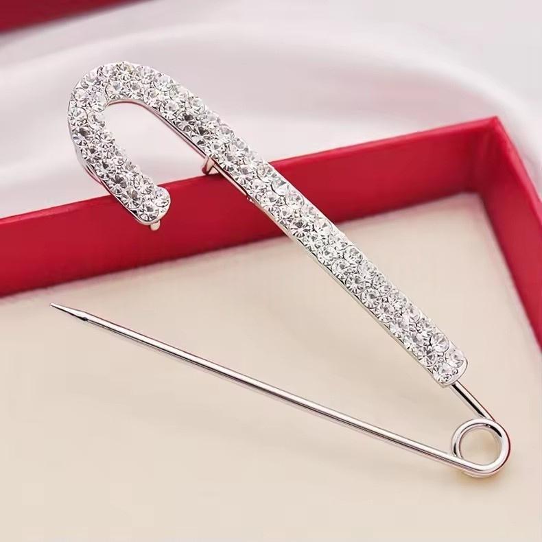 

Rhinestone Safety Pins Crystal Brooch with /5 Loops for DIY Blankets Skirts Knitted Fabric Crafts Jewelry Making
