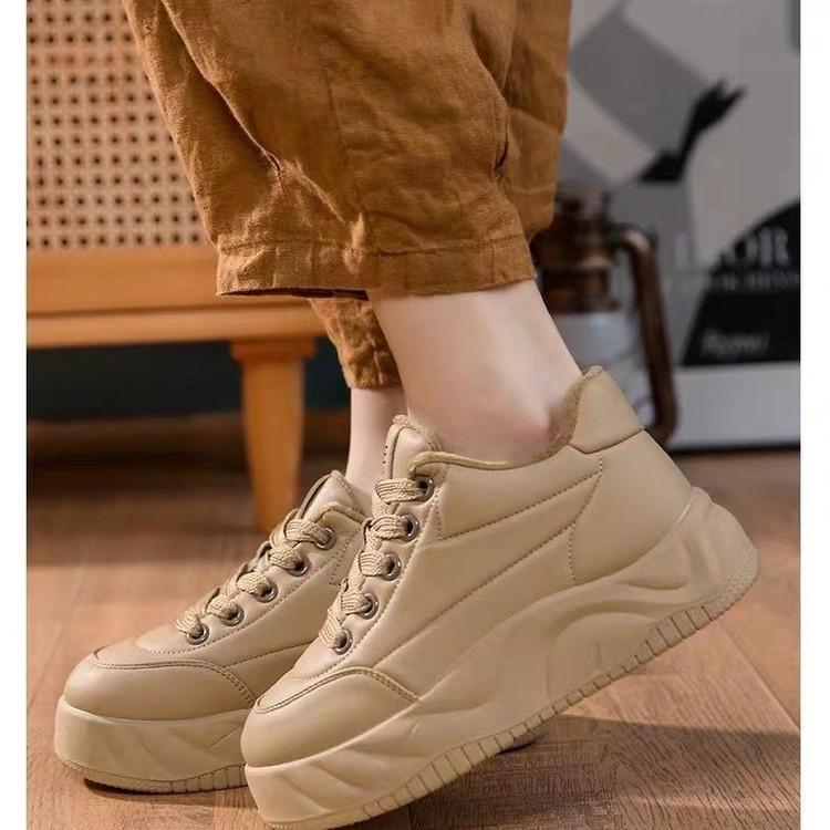 

Lightweight, non-slip and wear-resistant velvet cotton shoes, new fashion and versatile casual sports soft-soled warm women s shoes in autumn and win 40 хаки