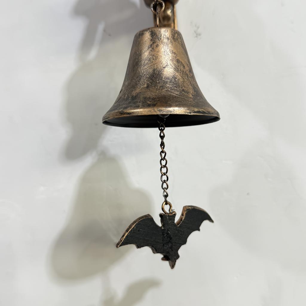 Campanello da Porta Strega in Resina Retrò con Strega a Cavallo di una Scopa, Decorazione da Appendere al Muro per Feste di Halloween, Porta d'Ingresso, Portico, Casa e Decorazione da Parete Interna ed Esterna