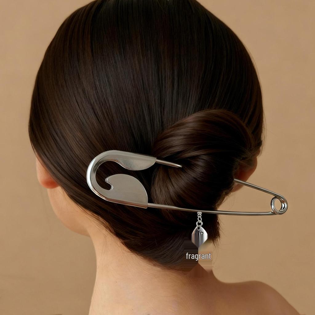 Stylish Large Silver Hair Brooch: Creative Metal Claw Clip for Thick Hair