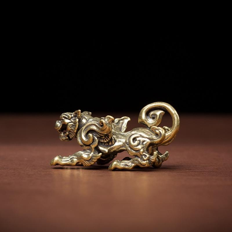 Chinese Mythical Brass Kylin Statue Miniature Solid Cast Ancient God Figure Desktop Ornament Study Room Decoration Gift