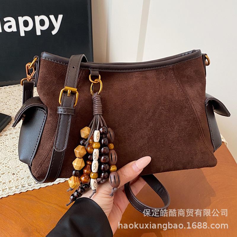 Underarm bag women's 2025 new autumn and winter high-end retro fashion shoulder bag suede messenger bucket bag