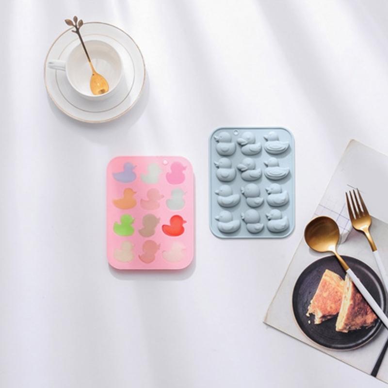 12 Hohlraum Niedliche Enten Fondant Schokolade Form Kuchenaufsatz Backwerkzeuge Handgemachte Seife Silikon Ornamentform Leicht zu Reinigen