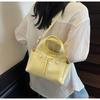 Commuter Large-capacity Bag Women's New Spring and Summer Retro Versatile Shoulder Bag College Student Tote Bag