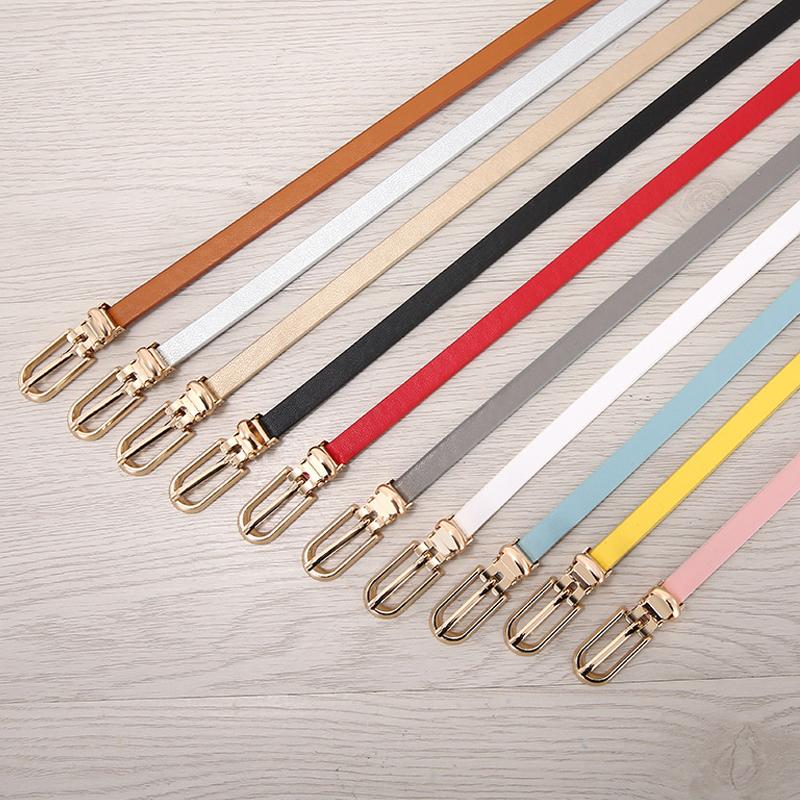 Ceinture décorative pour robes et pulls, fine et ajustable en cuir synthétique pour femmes, disponible en plusieurs couleurs.