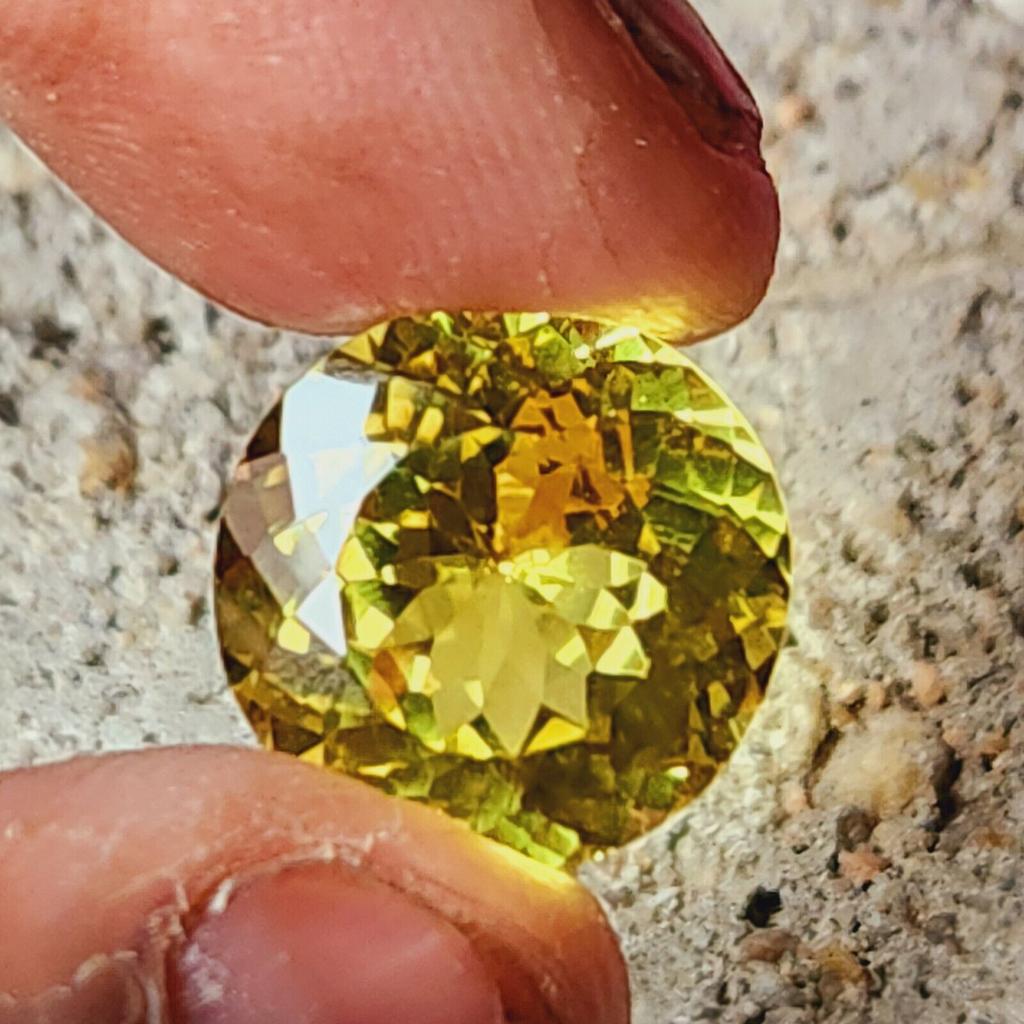 14 Ct Heated PITAMBARI Yellow Sapphire Round Cut CERTIFIED Loose Gemstone