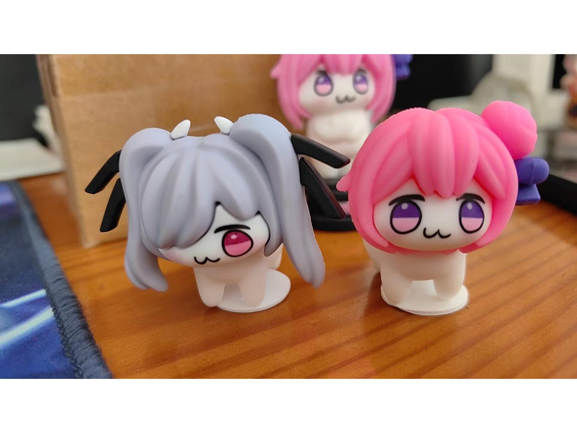 

Дороти и Розовая Собака Аниме Мини-фигурка - Богиня Победы Версия Q