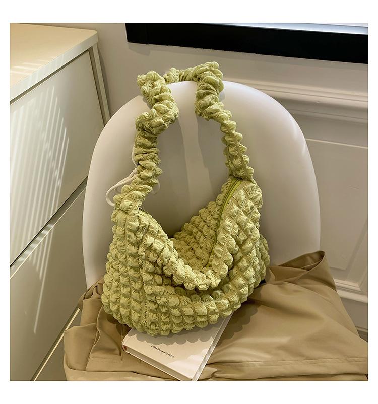 Koreanische Version Ins Falten Wolke Tragetasche Trendige Große Kapazität Weiche Umhängetasche Mädchen Einfarbige Einfache Blasen-Puff-Tasche