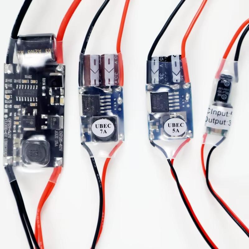 1 sztuka Pełne ekranowanie Przeciwzakłóceniowy Regulator impulsowy Ubec 5V 3A 5A 7A 15A Zasilanie zewnętrzne dla odbiornika drona FPV RC