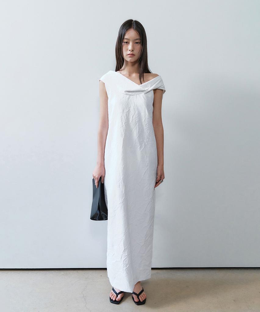 Oeni Crease Dress_Ivory