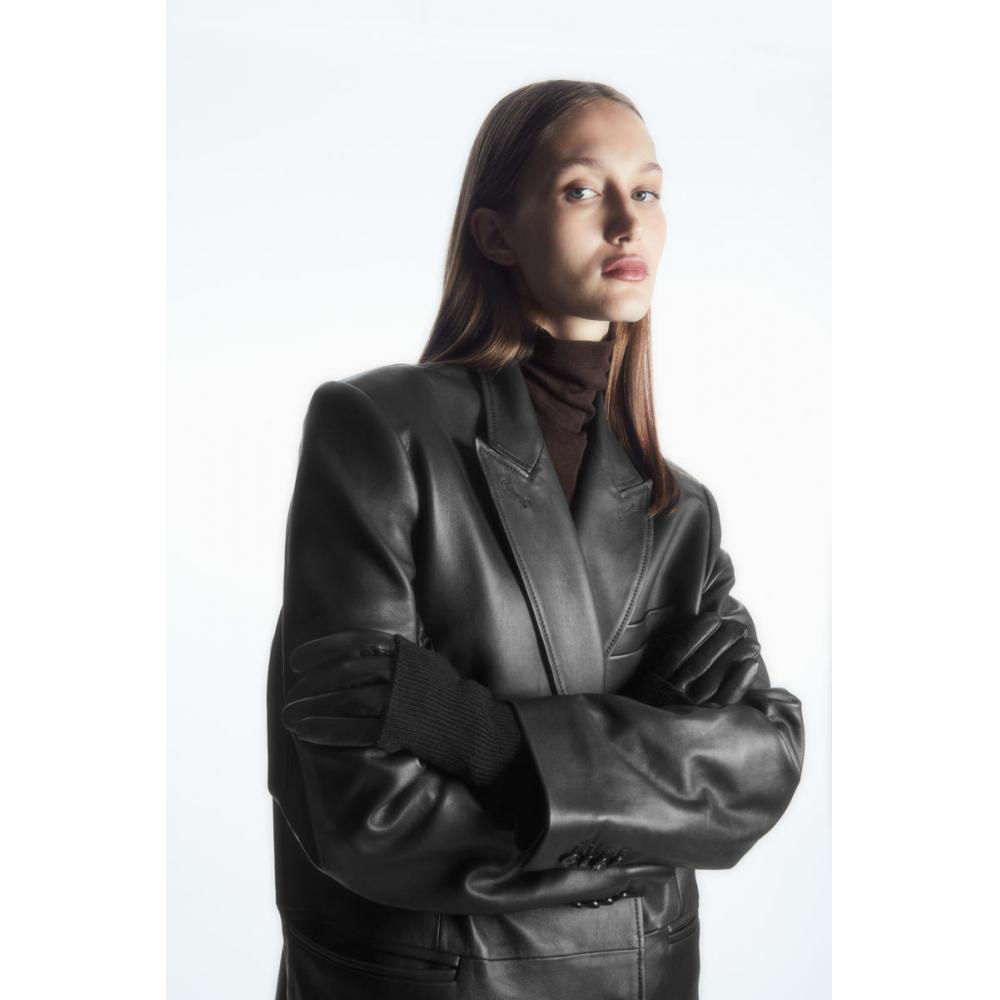 

Кожаные перчатки Cos Japan Black/XSS