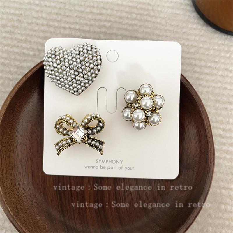 Vintage Distressed Brooch Set: Coco Style Corsage Pin Collection