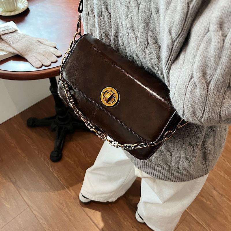 

Модный тренд щедрая маленькая квадратная сумка женская 2025 новая сумка через плечо под мышку сумка-мессенджер для поездок на работу 23*8*13