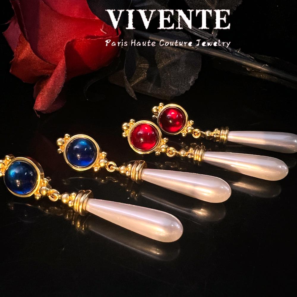 New Pearl Water Drop Earrings: Retro Niche, Court Style, High-End, Gold-Plated Copper.