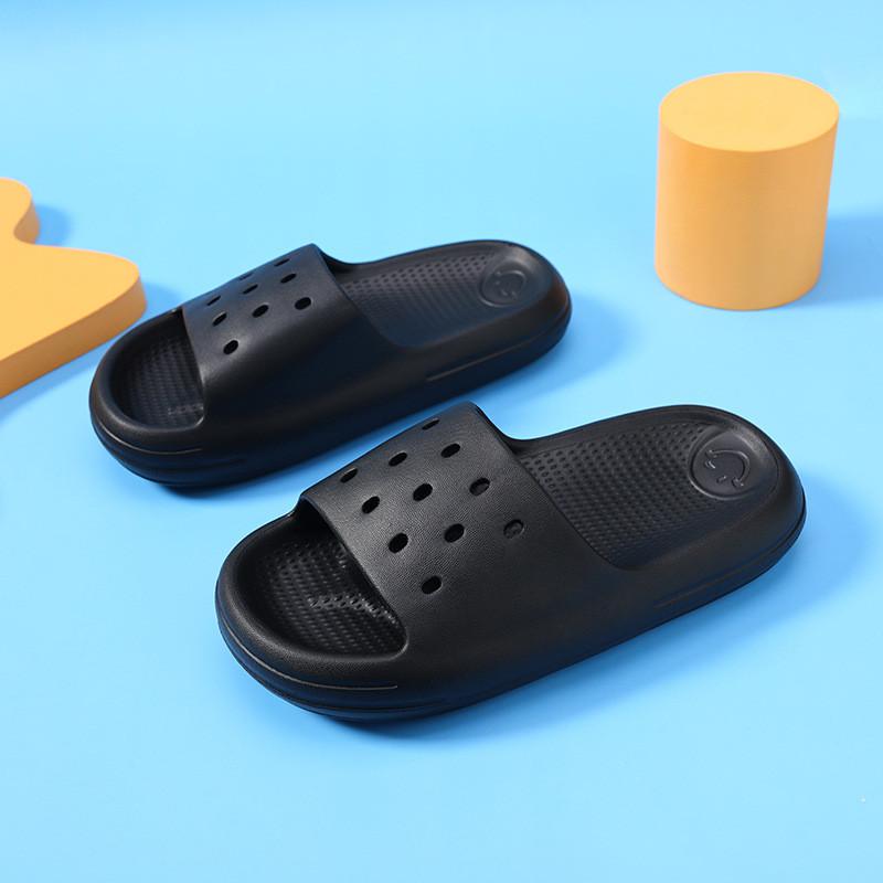 Comfortable Cartoon Mario Boys' Slippers Lightweight Soft Bottom Non-slip Design Perfect For Summer Wear