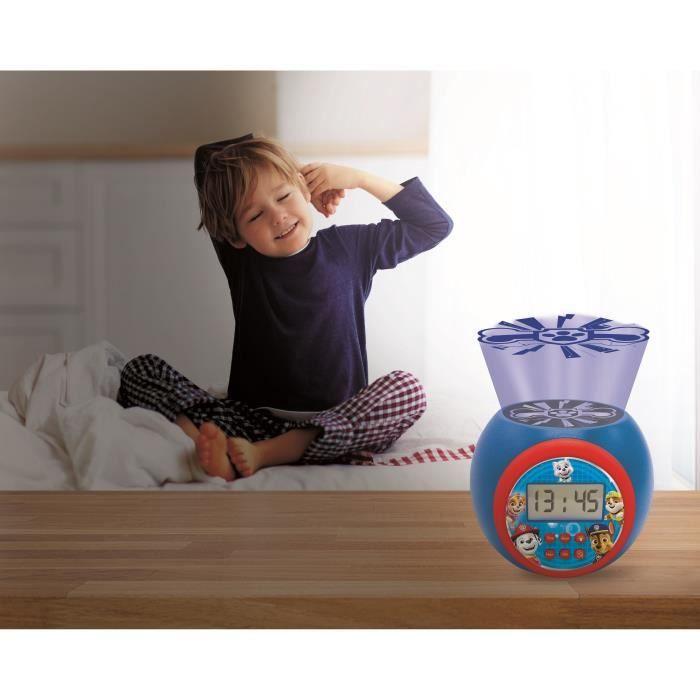 LEXIBOOK Paw Patrol Wecker-Projektor - Weck- und Schlummerfunktion - Nachtlicht mit Timer - LCD-Bildschirm - Batterien