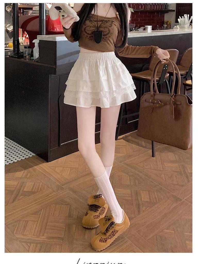 White Layered A-Line Ballet Skirt: Fluffy, Lace-Trimmed Cake Skirt for Women and Petite Girls - Ideal for Spring and Summer.