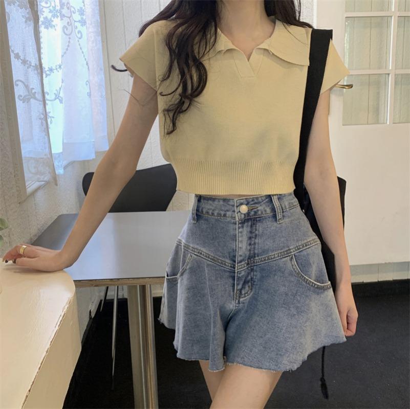 Fashion Summer Short-sleeved Short Knit Shirt Lapel Tops Casual Summer Essential Comfort and Style Slim Fit Pullovers Tees