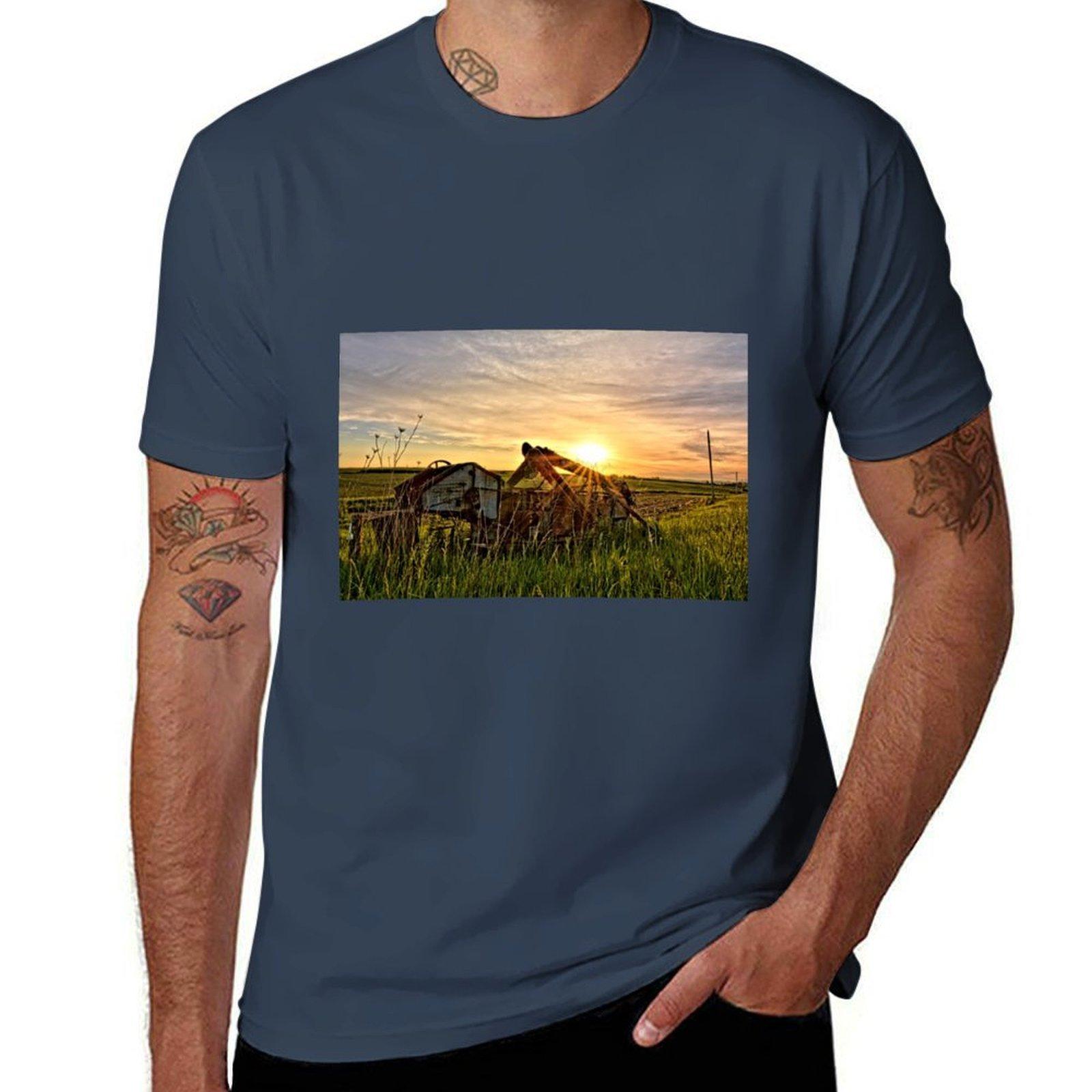 The Thresher Tshirt Christmas Casual Tee Shirt S