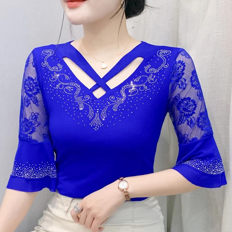New Summer Sexy V-Neck Hollow Out Hot Diamonds Women's T-Shirt Half Sleeve Fashion Tops Classic Elasticity Mesh Flower Tees