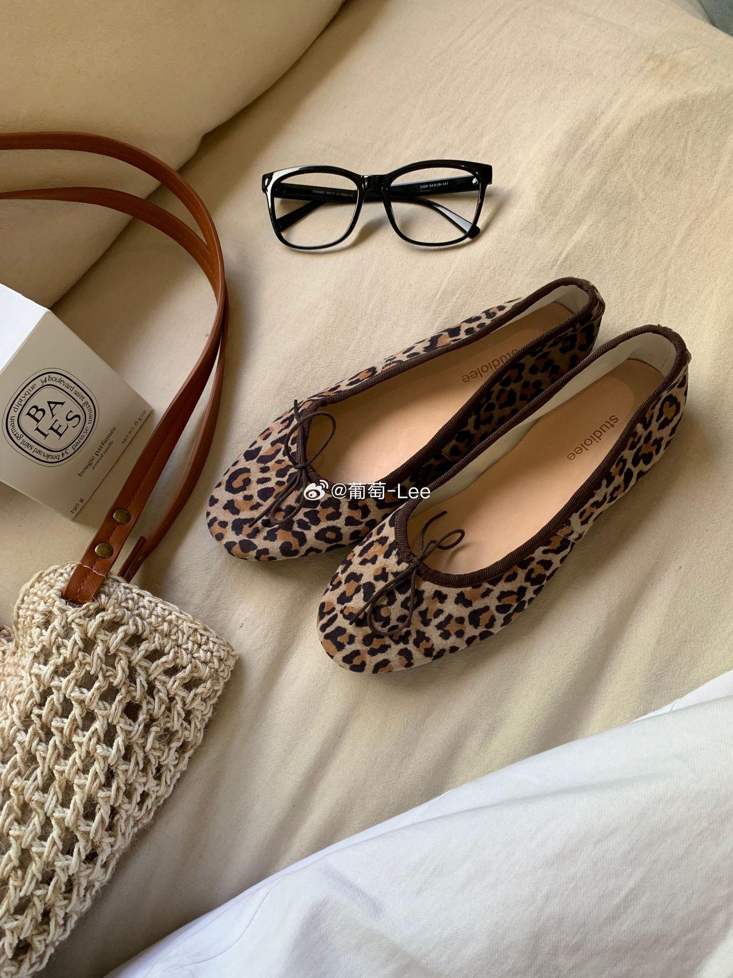 

Виноградная Мама Studiolee Париж Послеполуденный~ Классические Французские Туфли-Лодочки с Круглым Носком, Темпераментным Бантом и Маленьким Низким Каблуком Женские 40 цветной печати леопарда