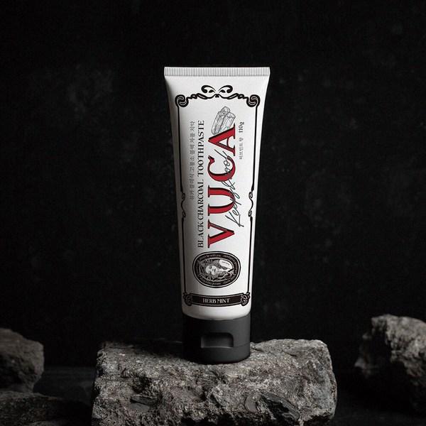 Buca Classic High Fluoride Black Charcoal Bad Breath Care Toothpaste Herb Mint Flavor 440g, 1 Piece Korean Toothpaste
