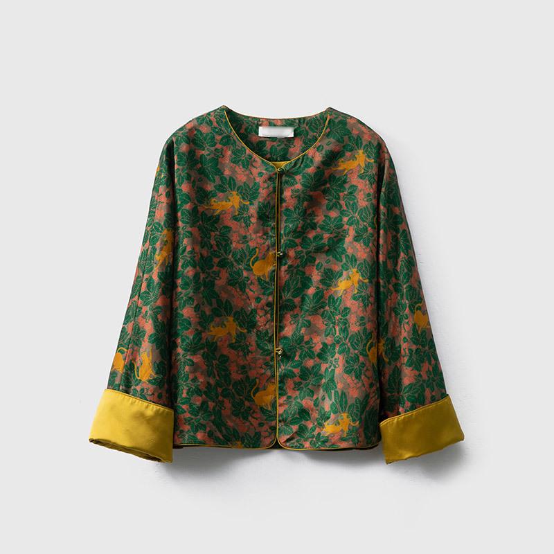 

Шелковый красный кардиган из марли с принтом облаков Сянъюнь: 100% шелк тутового шелкопряда, рукава с подворотом, круглый вырез, китайский стиль. X-Large