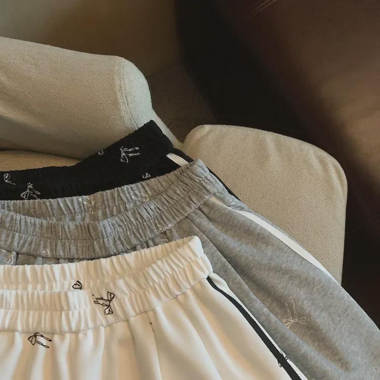 Women's Elastic Waist Lace Bowknot Print Summer Casual Wide Leg Shorts