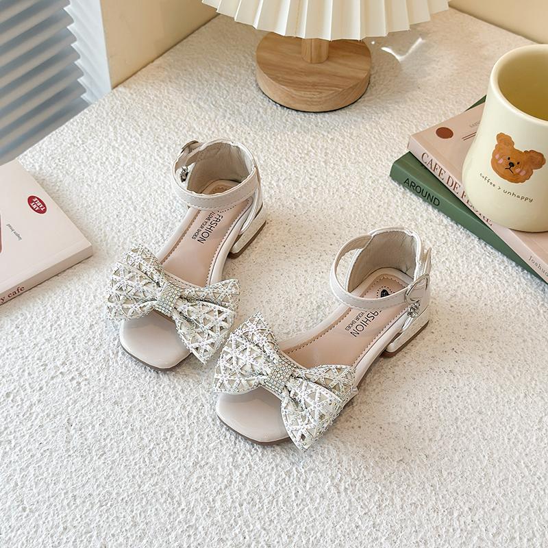Girls Sandals Soft Sole Non-slip Kids Princess Shoes Shiny Sequins Big Bows 2025 Summer New Girls Dress Shoes Dance for Wedding