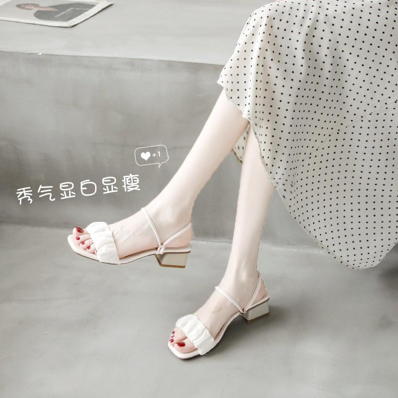 Fairy wind sandals female summer 2025 new outer wear thick heel French medium heel high heel two wear cool slippers