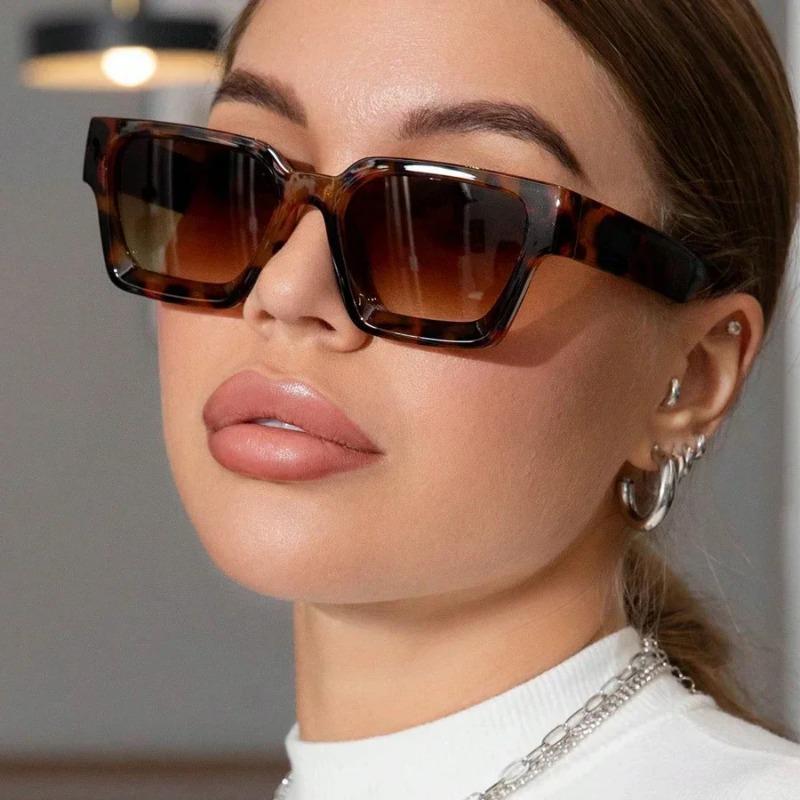 New Retro Classic Square Sunglasses For Women Men Fashion Luxury Brand Vintage Frame Sun Glasses Modern Female Male Shades UV400