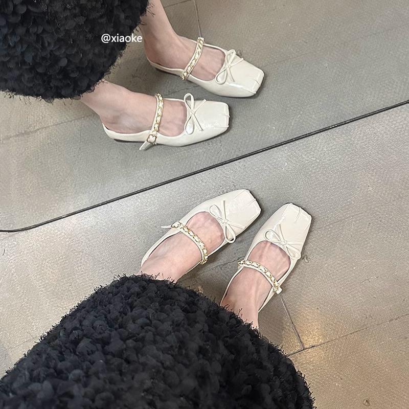 XINZHOU Xiaoxiangfeng główka torby półkapcie damskie odzież wierzchnia 2025 wiosna i lato nowe francuski temperament kapcie Muller