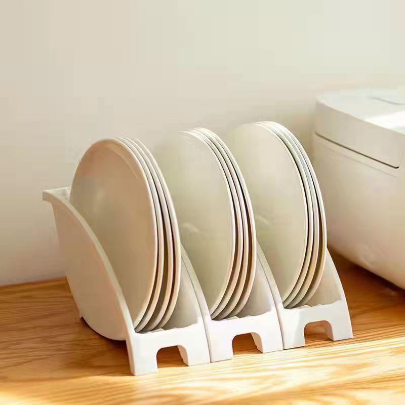 Japanese-Style Multifunctional Dish and Bowl Storage Rack with Drainage and Divided Slots for Plates and Tableware