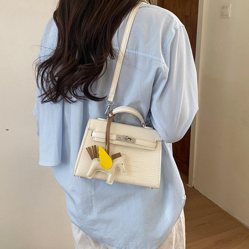 Classic Pu Snake Skin Crossbody Bag With Lock Closure For Daily Urban Use