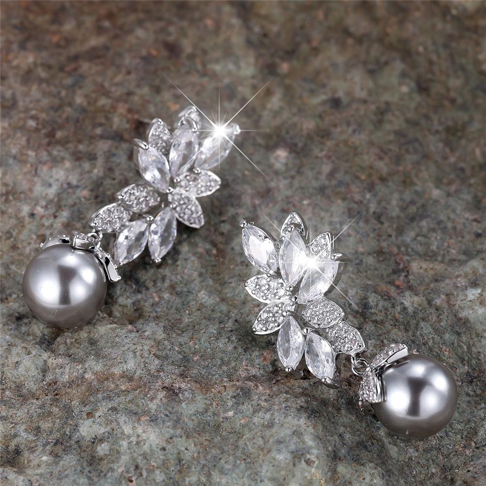 Cute Female Crystal White Zircon Flower Gray Pearl Stud Earrings Vintage Silver Color Party Wedding Jewelry For Women