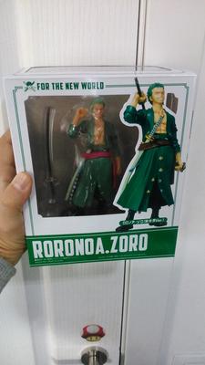 TAMASHII NATIONS Figuarts ZERO Roronoa Zoro World Edition (New Ver.)